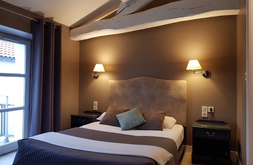 Montaigu Hotel | Hôtel restaurant bar les Voyageurs