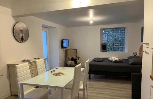 Ornans Hotel | Hôtel&Restaurant HDLV