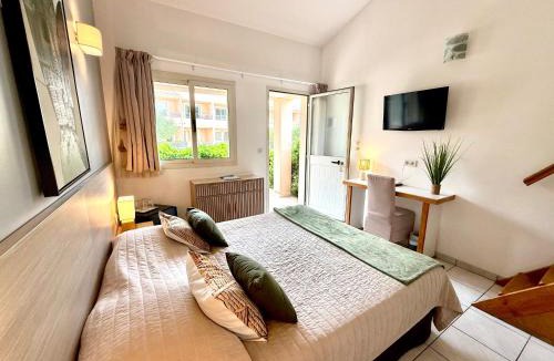 Aleria Hotel | Hôtel Restaurant L' Empereur