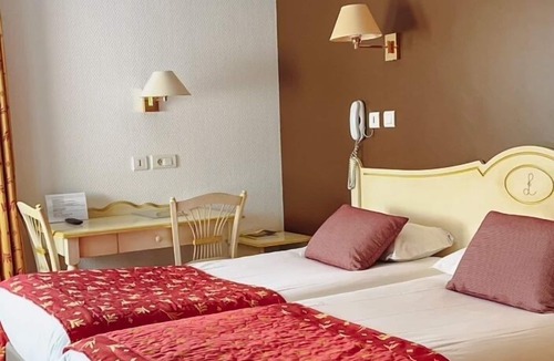 Bouc-Bel-Air Hotel | Hôtel Restaurant L'Etape