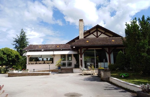 Ladoix-Serrigny Hotel | Hôtel-Restaurant "La Gremelle"