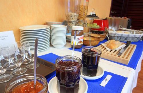 Malo-les-Bains Hotel | Hôtel Restaurant l'Hirondelle