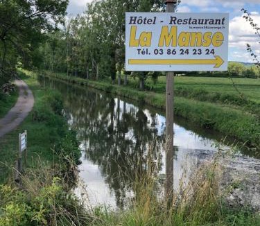 Dornecy Hotel | Hôtel Restaurant La Manse