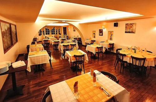 Huelgoat Hotel | Hôtel Restaurant Le Bretagne