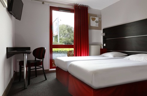 Douvrin Hotel | Hôtel restaurant Le Colibri