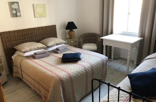 Le Grau-Du-Roi Hotel | Hôtel Restaurant Le Provençal