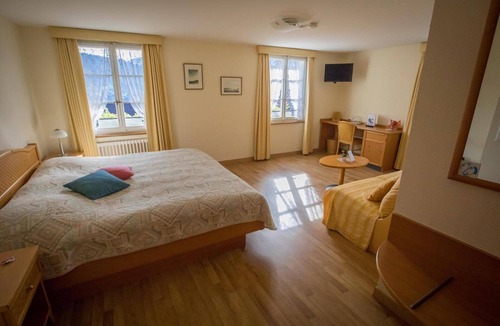 Morlon Hotel | Hôtel Restaurant Le Gruyerien
