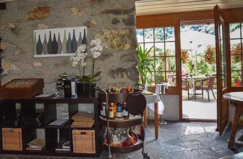 Les Posses-sur-Bex Hotel | Hôtel Restaurant Le Saint-Christophe