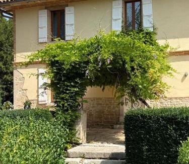 Bioule Hotel | Hôtel Restaurant Les Boissières