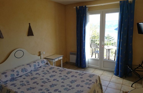 Bauduen Hotel | Hôtel Restaurant Les Cavalets