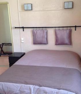 Nyons Hotel | Hôtel Restaurant Les oliviers