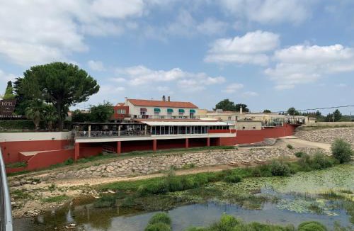Lunel Hotel | Hôtel restaurant Mon Auberge