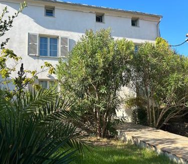 Barcaggio Hotel | Hôtel Restaurant Petra Cinta