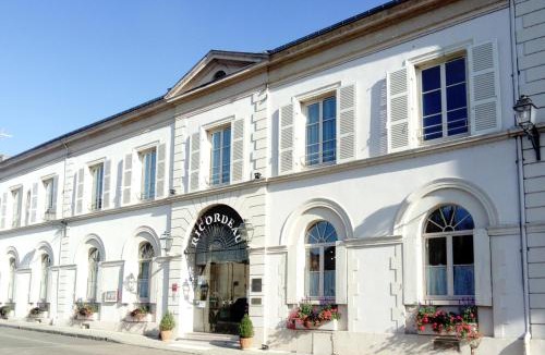 Loue Hotel | Hôtel-Restaurant Ricordeau