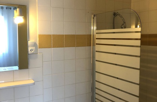 Gueugnon Hotel | Hôtel Restaurant Saint-Benoît