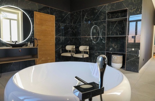 Ruy-Montceau Hotel | Hôtel Séquoias