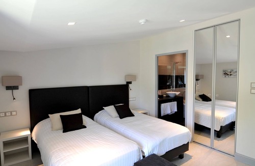 Saint-Pey-de-Castets Hotel | Hôtel Spa Restaurant L'Epicurial