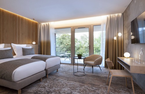 Greoux-les-Bains Hotel | Hôtel Spa Restaurant Villa Castellane