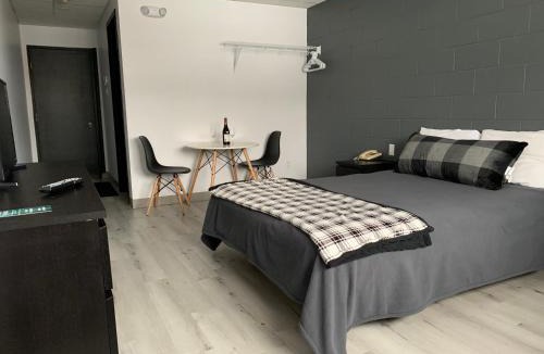 Saint-Raymond Hotel | Hôtel St-Alexis