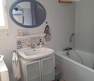 Saint-Paul-les-Dax Apartment | Hôtel Studios Les Acacias