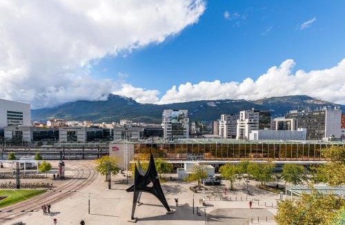 Secteur 1 Hotel | Hôtel Terminus