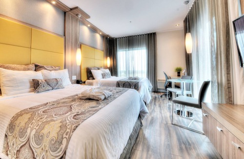 Riviere Du Loup Hotel | Hôtel Universel in Rivière-du-Loup