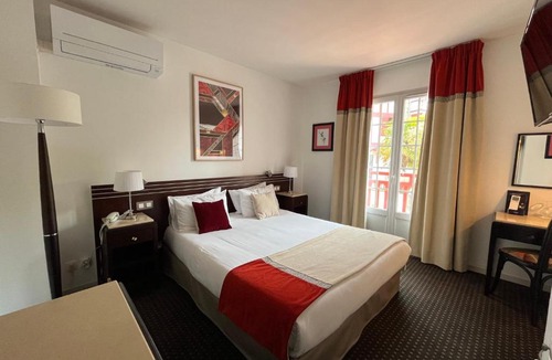 Cambo-les-Bains Hotel | Hôtel Ursula