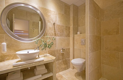 Apt Hotel | Hôtel Vacances Bleues Castel Luberon