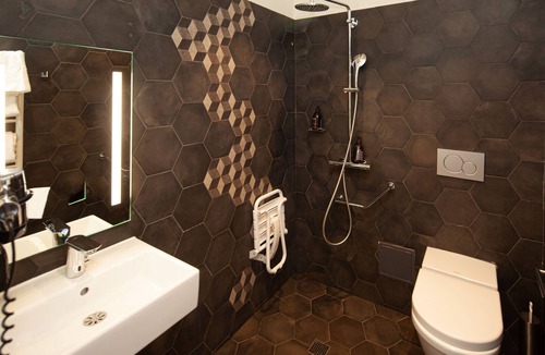 Saint-Victor Hotel | Hôtel Vendome Saint Germain