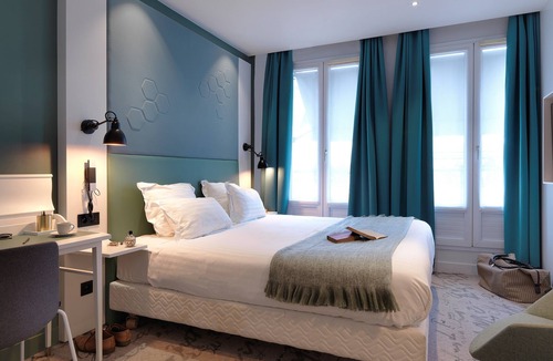 Saint-Victor Hotel | Hôtel Vendome Saint Germain