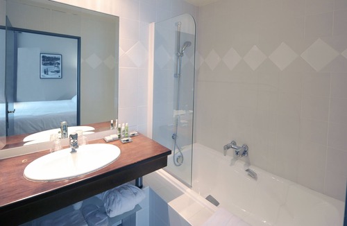 Pau-Sud Hotel | Hôtel Villa Navarre