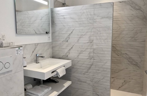 Ascq House | Hôtelya - Lille - Villeneuve d'Ascq