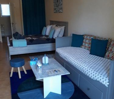 Saint-Medard-de-Mussidan House | Hôtes de l'Isle