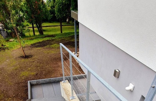 Furstenfeldbruck District Apartment | Hübsches Lichtdurchflutetes Apartment im Souterrain, Ideal für 1 bis 2 Gäste