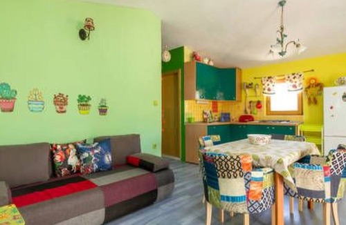 Seget House | Hütte mit Garten, Grill und Terrasse by Interhome
