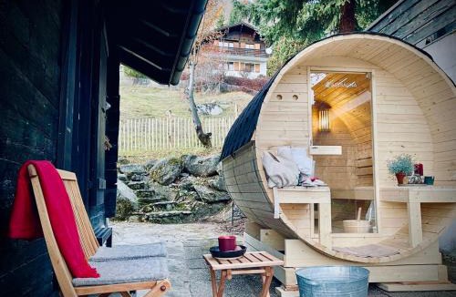 Blatten bei Naters Apartment | Hüttli Chalet Weitblick 10 Minuten zur Skigondel und Aletschgletscher