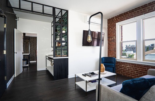 Wilshire Center Hotel | H Hotel