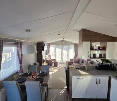 Par House | H05 Par Sands