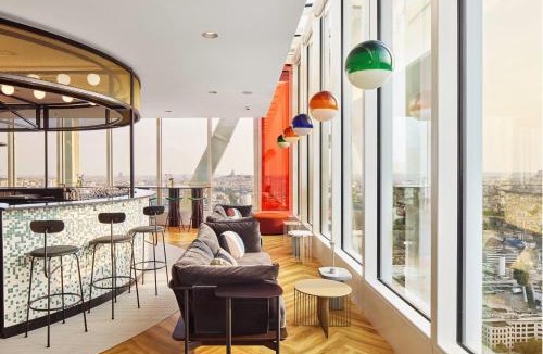 Saint-Denis Hotel | H4 Wyndham Paris Pleyel