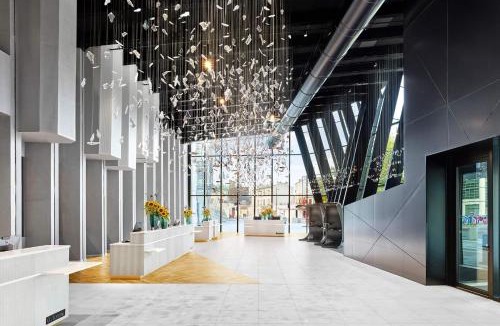 Saint-Denis Hotel | H4 Wyndham Paris Pleyel