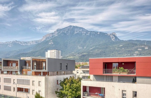 Secteur 3 Apartment | #HA | Eaux Claires Angelica 🪽| Parking