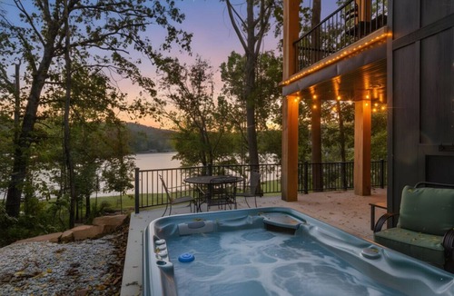Camdenton House | Ha Ha Hideaway - Views, Hot Tub & More!