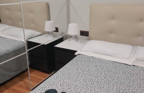 Nou Barris Apartment | Habitación Privada en Barcelona