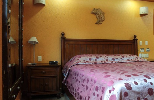 Villa Coapa Hotel | Habitación Sencilla Real Azteca