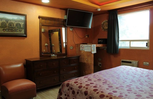 Villa Coapa Hotel | Habitación Sencilla Real Azteca