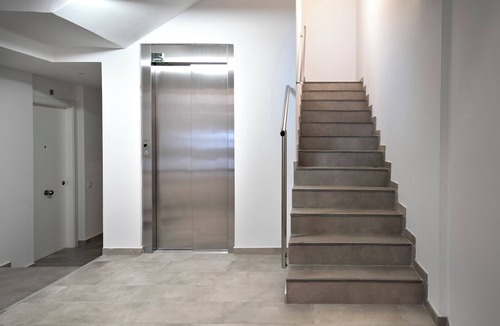 Collblanc y La Torrassa Apartment | Habitat Apartments Teatre 13