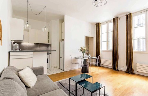 8th Arrondissement Apartment | Habitat Parisien - 1BR/1BA - Place de la Madeleine