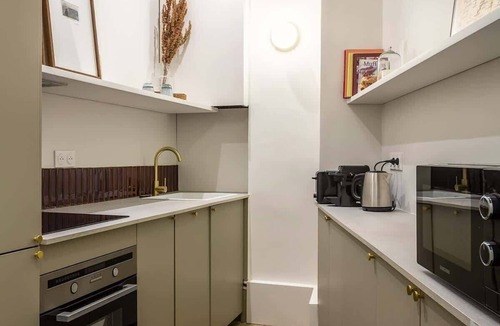 Quartier de la Plaine-de-Monceaux Apartment | Habitat Parisien - Courcelles Parc Monceau