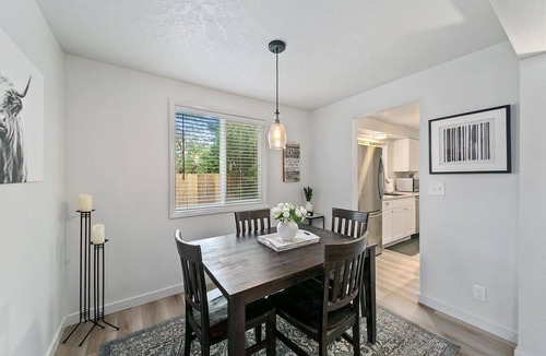 Depot Bench House | #HabitueHomes - Morris Hill Morrison