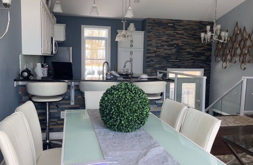 Sterling House | Hacienda de Grace – Lakeside Luxury on Blind Sodus Bay